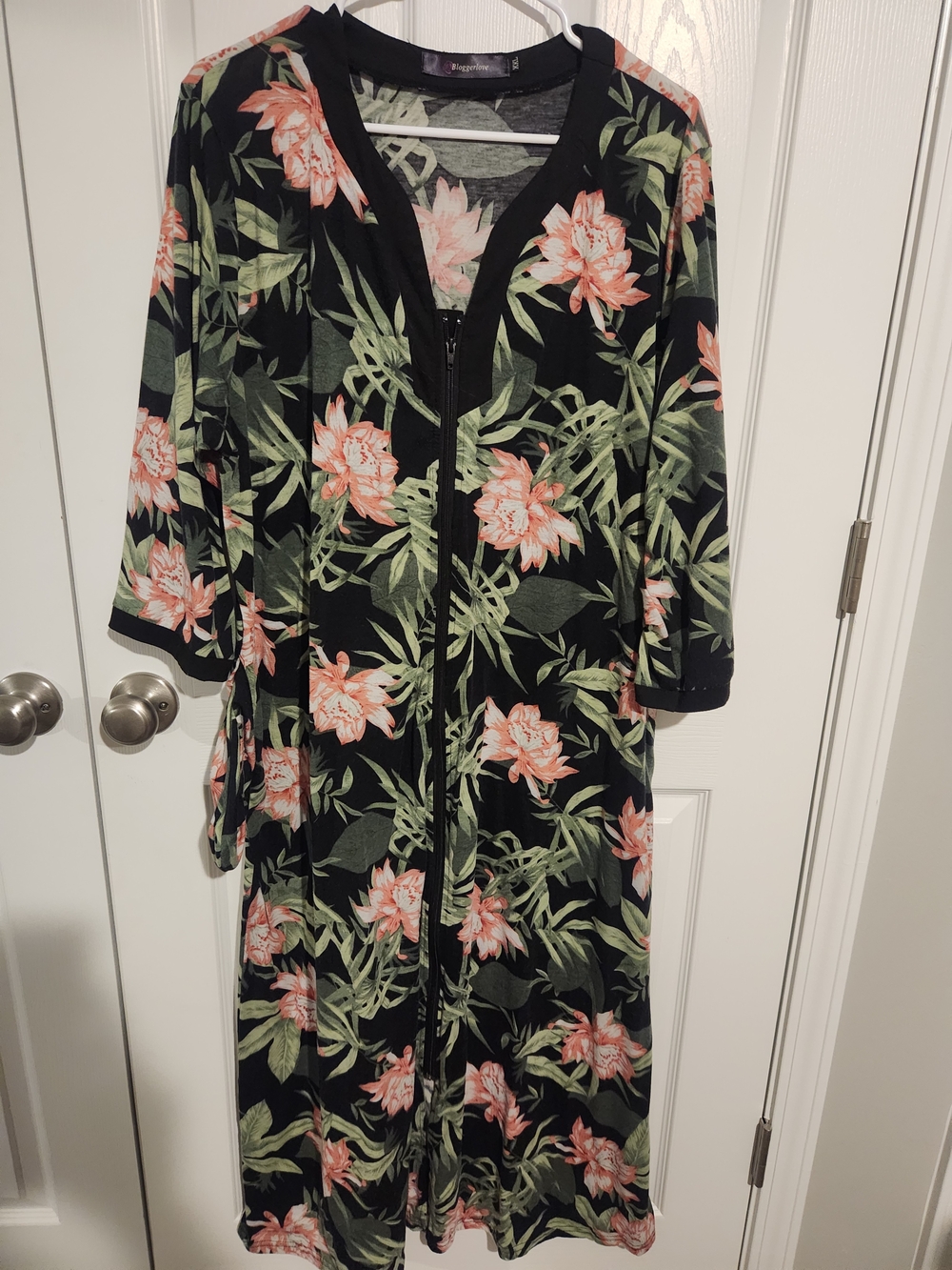 Bloggerlove Black Floral Zip-Front Maxi Dress with Coral & Green